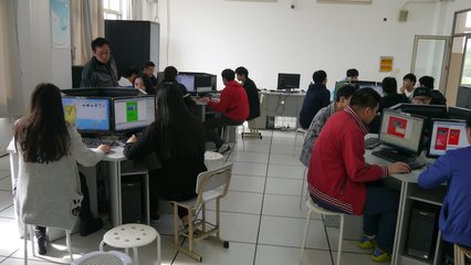 震旦學(xué)院機(jī)電工程學(xué)院 數(shù)字引領(lǐng)未來(lái)，卓越成就夢(mèng)想